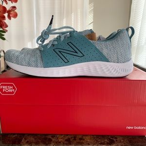 NEW BALANCE WOMEN’S FRESH FOAM SNEAKER - TEAL